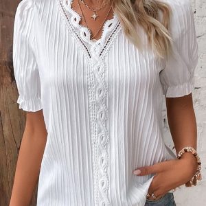 Women’s Short-sleeved V-neck Lace Solid Color Casual Top